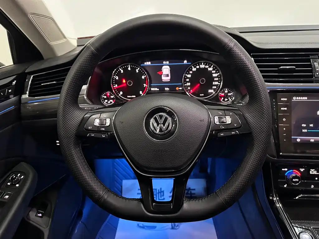 Huiang 2019 380TSI 2WD Business Edition National VI купить на сайте DeffCars