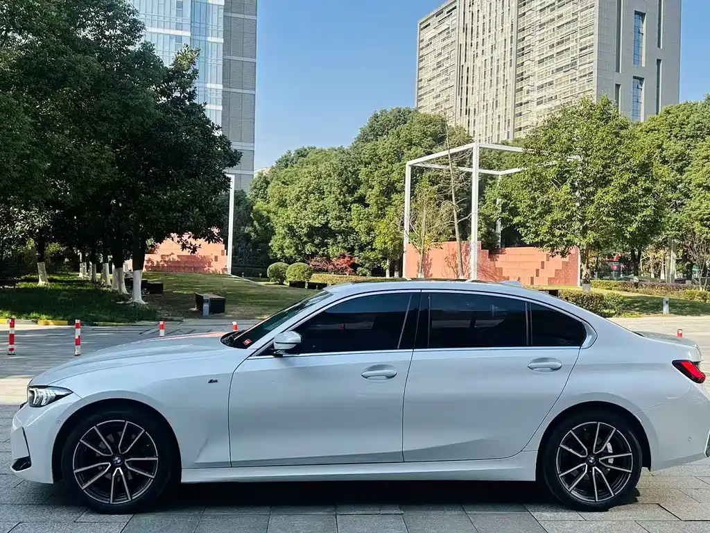 BMW 3 Series 2024 325Li M Sports Package купить на сайте DeffCars