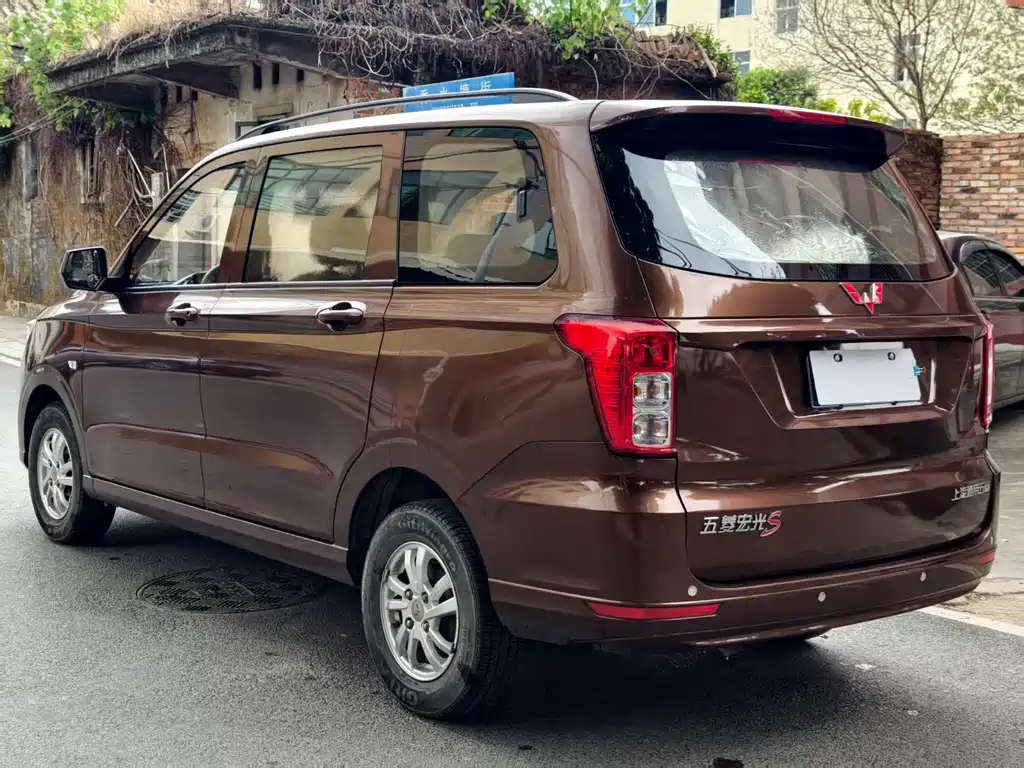 Wuling Hongguang 2019 1.5L S Standard National VI LAR купить на сайте DeffCars