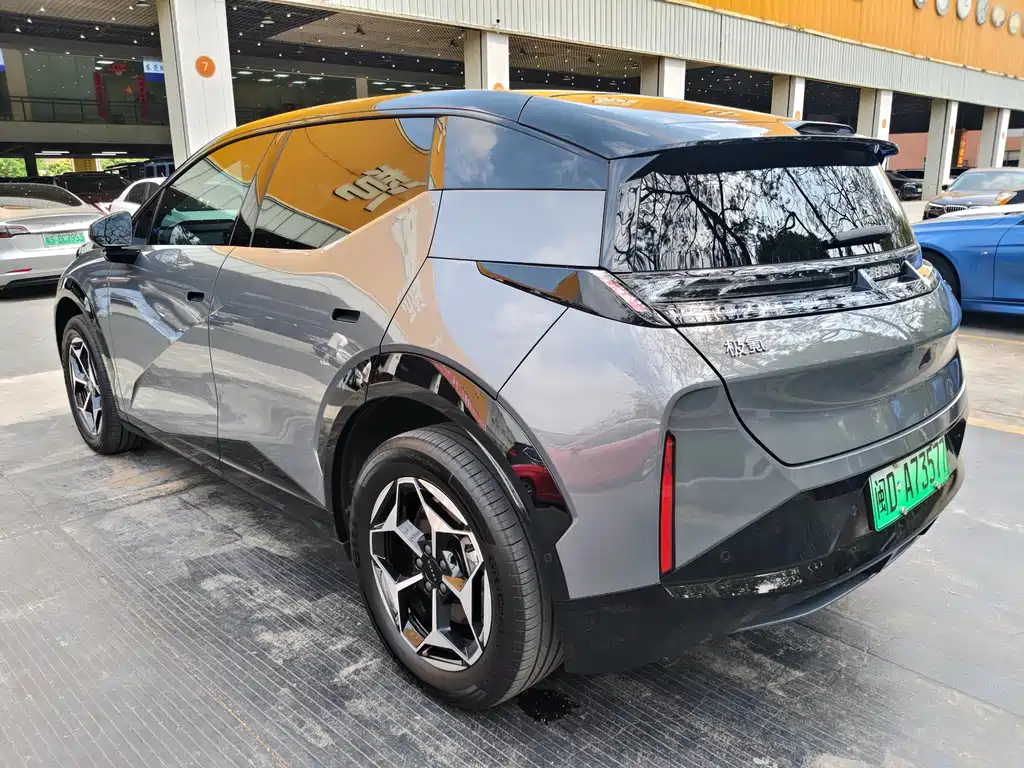 Jikrypton X 2025 five-seater rear-wheel drive version купить на сайте DeffCars