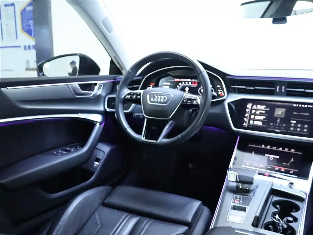 Audi A7 2022 45 TFSI Premium Selection купить на сайте DeffCars