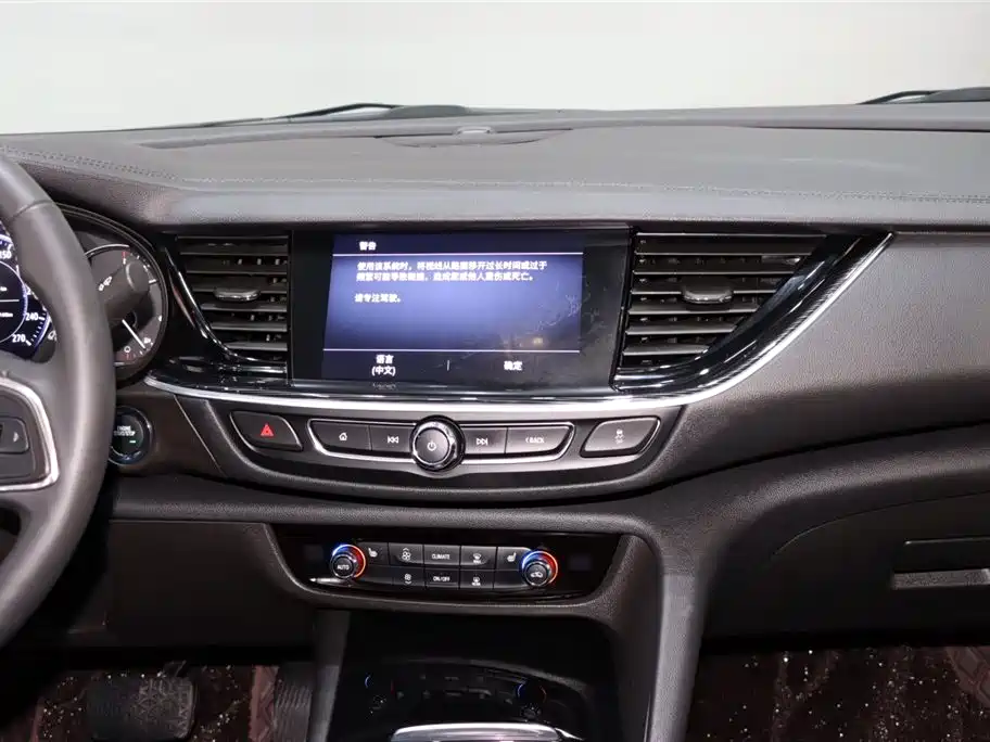 Regal 2024 facelift 28T indulgent version купить на сайте DeffCars