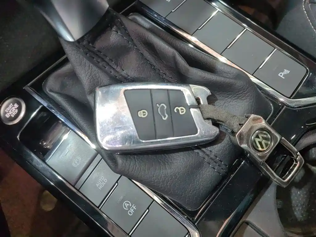 Passat 2020 facelift 330TSI Elite Edition National VI купить на сайте DeffCars