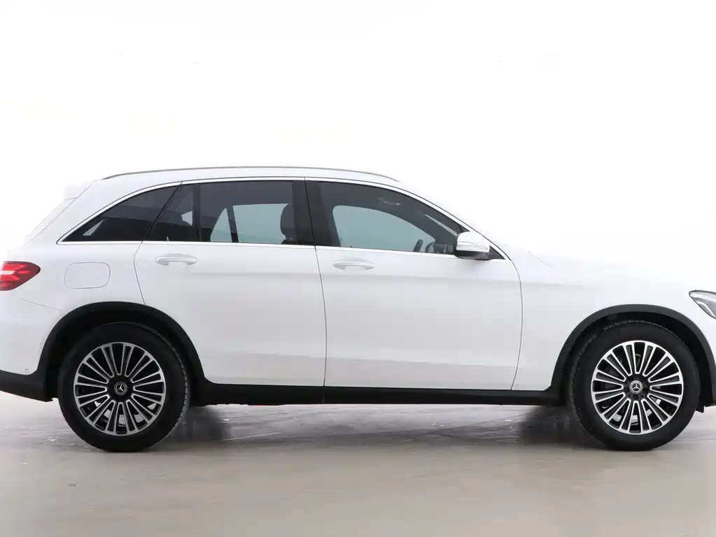 Mercedes-Benz GLC 2018 GLC 260 4MATIC Dynamic купить на сайте DeffCars