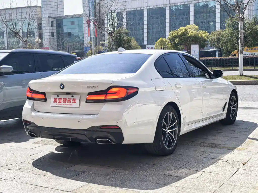 BMW 5 Series (Imported) 2021 525i M Sports Package купить на сайте DeffCars