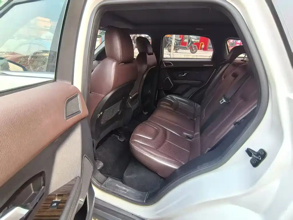 Landwind X7 2017 2.0T 20th Anniversary Edition купить на сайте DeffCars