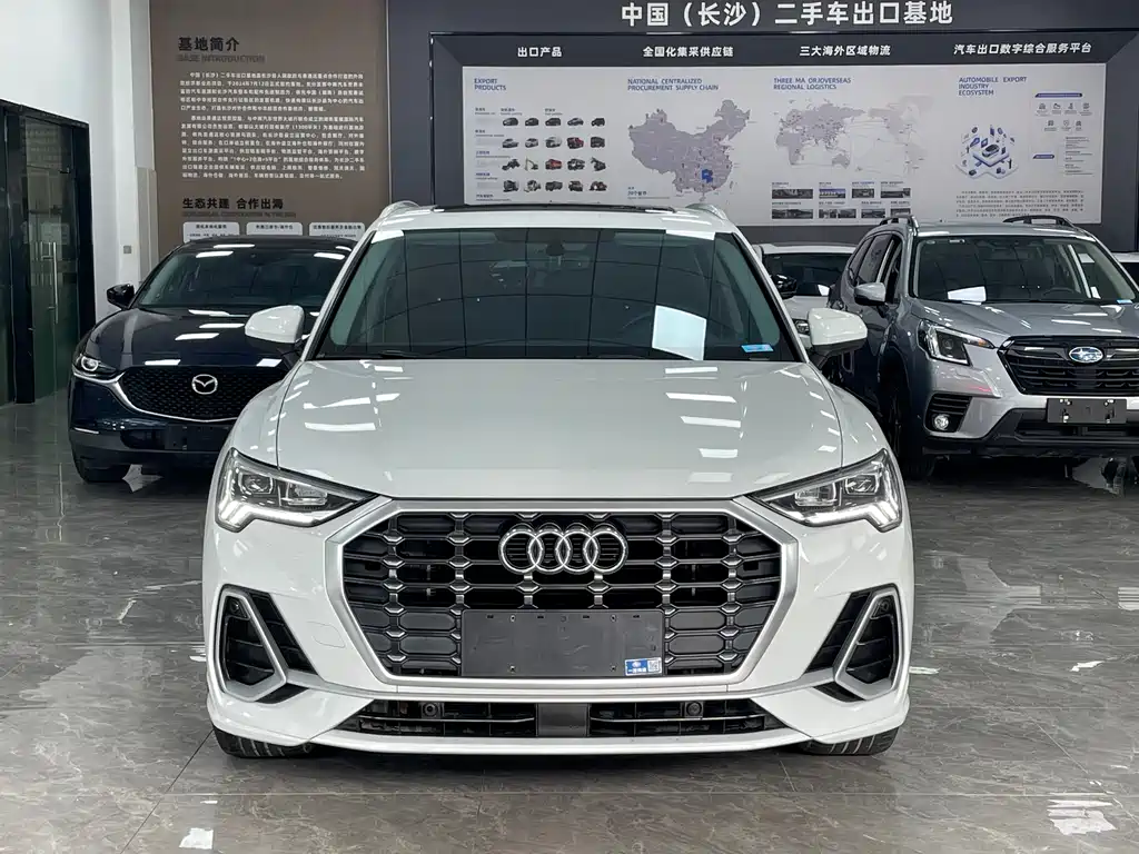 Audi Q3 2022 35 TFSI Fashionable and Dynamic купить на сайте DeffCars
