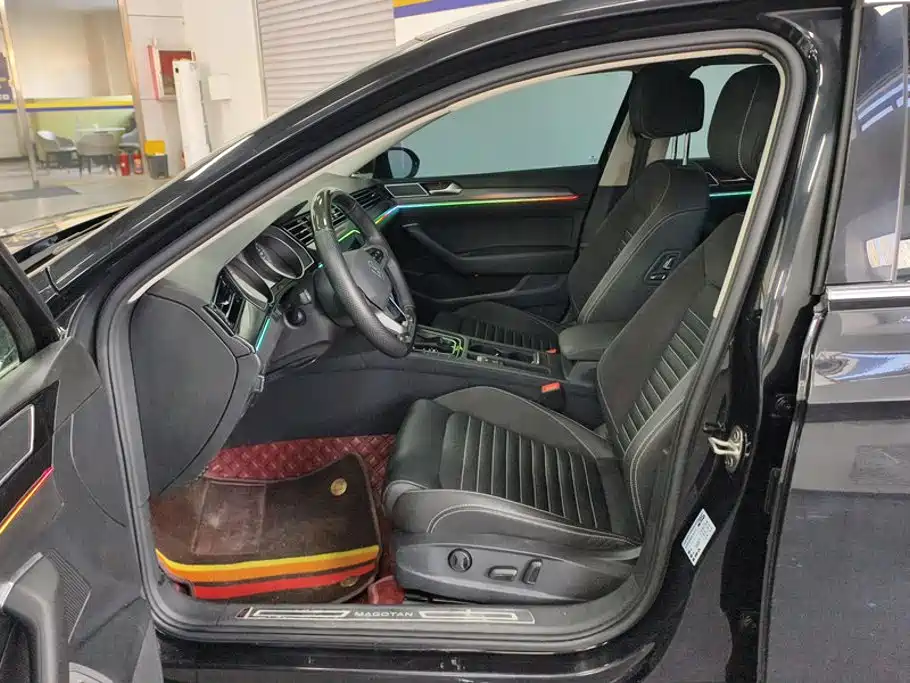 Magotan 2020 330TSI DSG leading model купить на сайте DeffCars