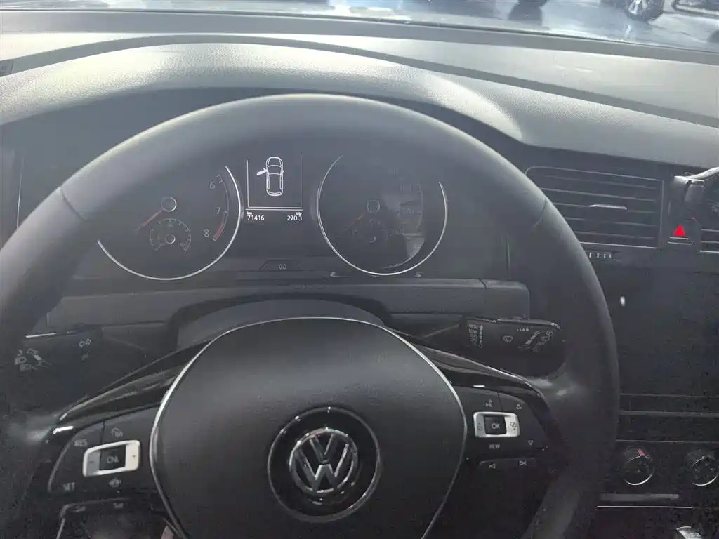 Golf 2020 Beloved Edition 280TSI DSG Comfort Type купить на сайте DeffCars