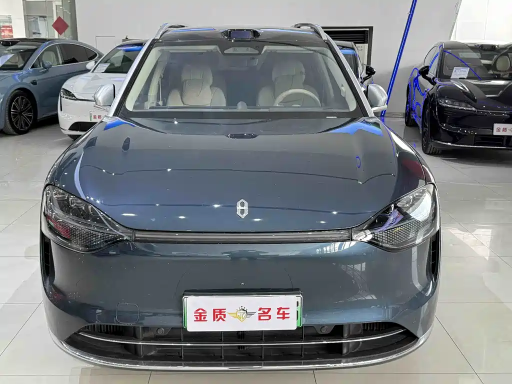 Wenjie M9 2024 extended range Ultra version 42kWh 6-seater version купить на сайте DeffCars