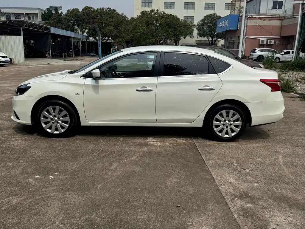 Sylphy 2022 Classic 1.6XE CVT Comfort Edition купить на сайте DeffCars
