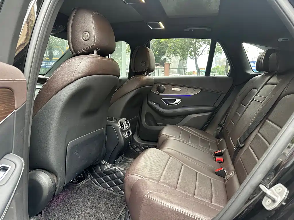 Mercedes-Benz GLC 2022 facelift GLC 260 L 4MATIC luxury model купить на сайте DeffCars