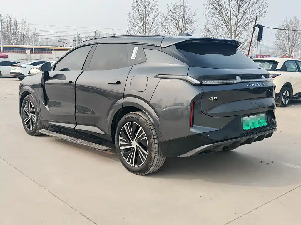 Lynk & Co 08 EM-P 2024 model 120km long range Plus купить на сайте DeffCars