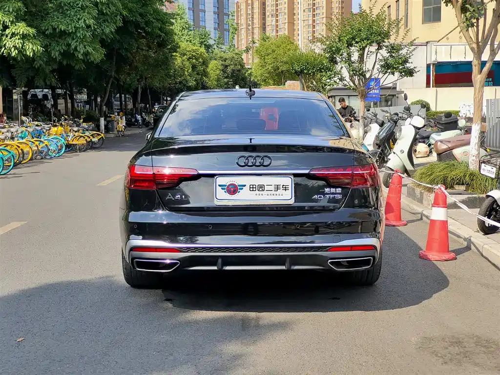 Audi A4L 2022 40 TFSI Fashionable and Dynamic купить на сайте DeffCars