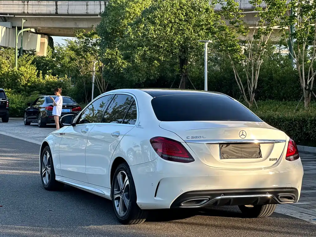 Mercedes-Benz C-Class 2020 facelift C 260 L sports version купить на сайте DeffCars