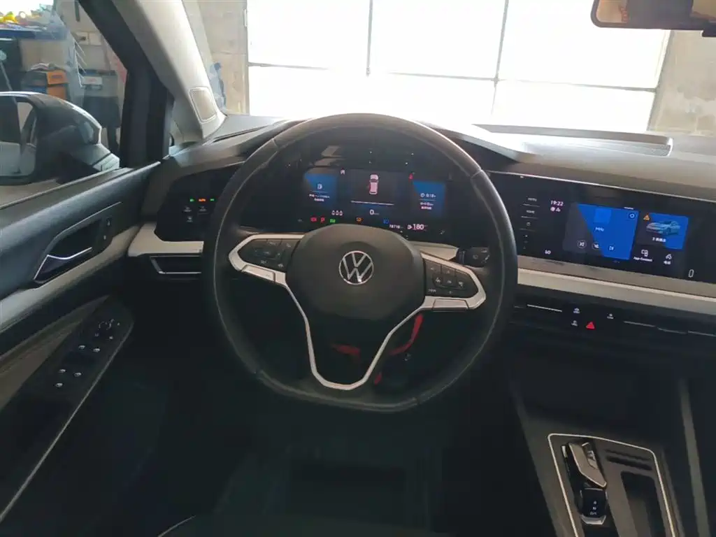 Golf 2023 280TSI DSG Pro купить на сайте DeffCars