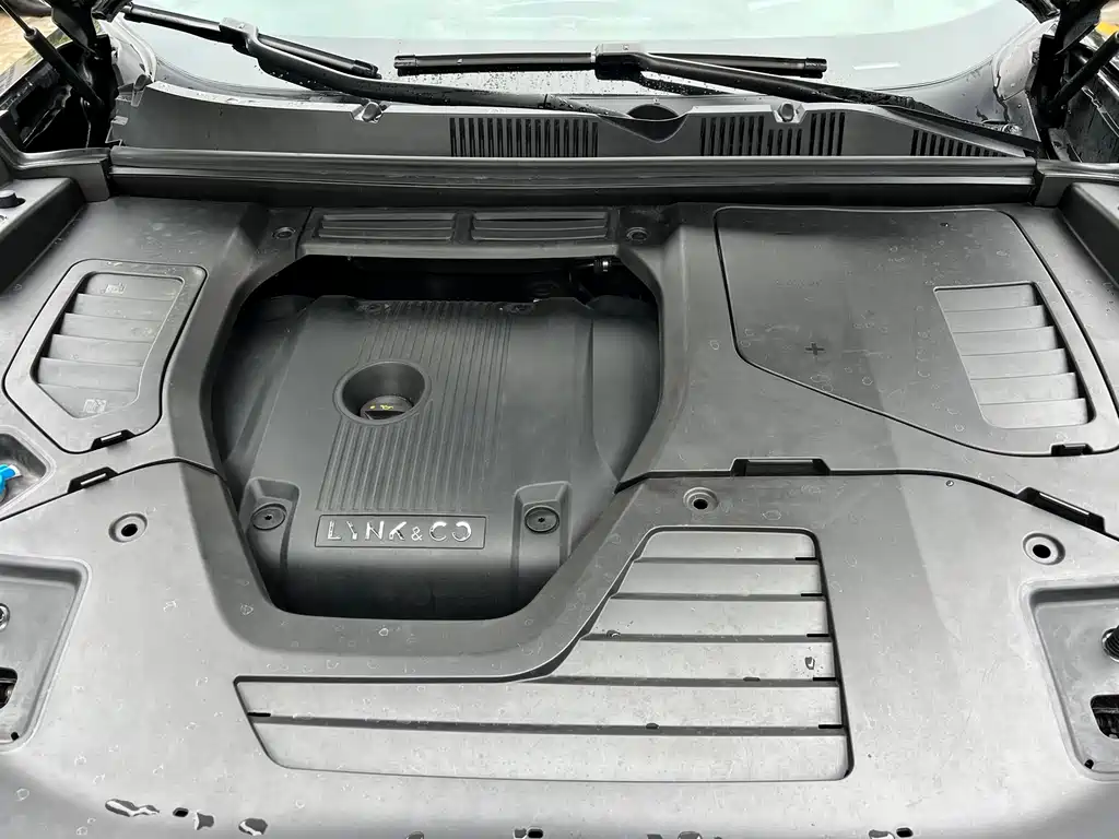 Lynk & Co 05 2022 2.0TD four-wheel drive Halo купить на сайте DeffCars