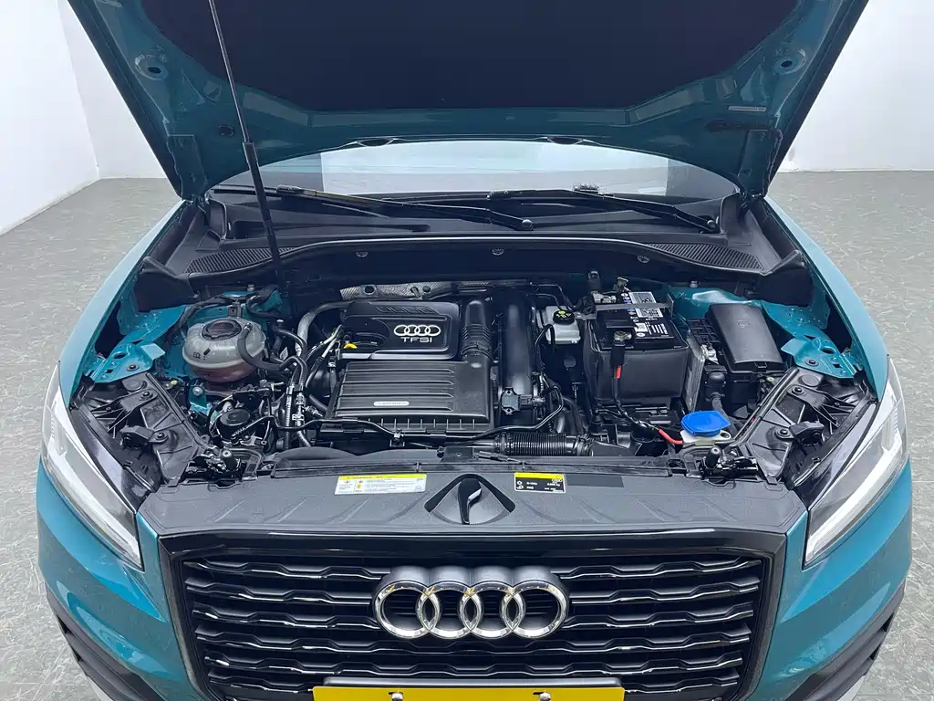 Audi Q2L 2021 35 TFSI luxury and dynamic model купить на сайте DeffCars