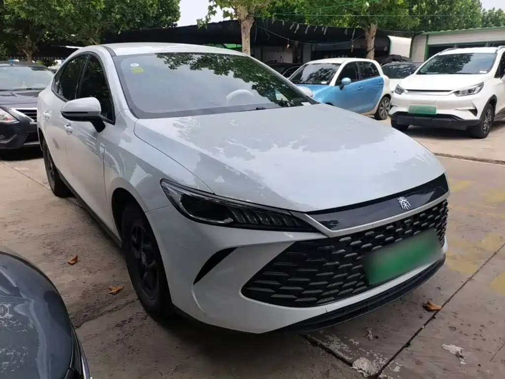 Qin PLUS 2025 DM-i smart driving version 55KM leading model купить на сайте DeffCars