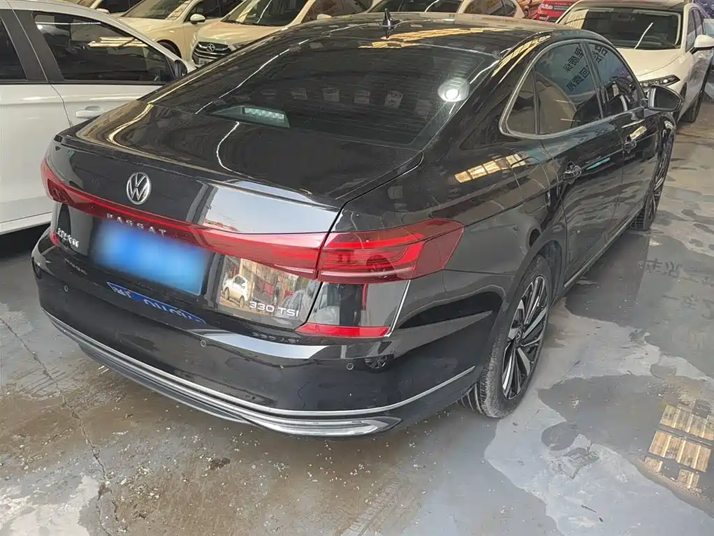 Passat 2023 330TSI Starry Sky Elite Edition купить на сайте DeffCars