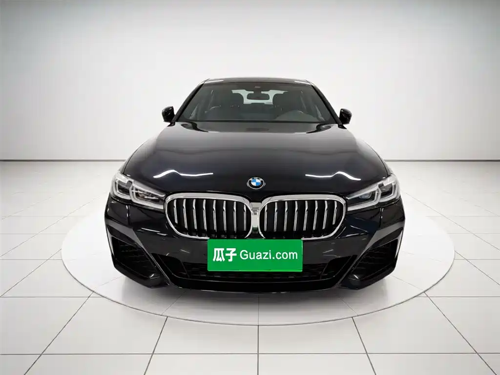 BMW 5 Series 2022 facelift 2 530Li leading M sports package купить на сайте DeffCars