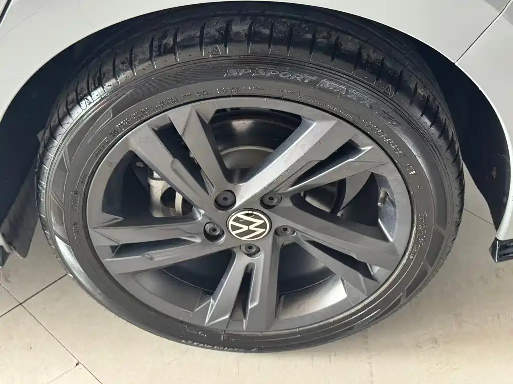 Golf 2021 280TSI DSG R-Line купить на сайте DeffCars