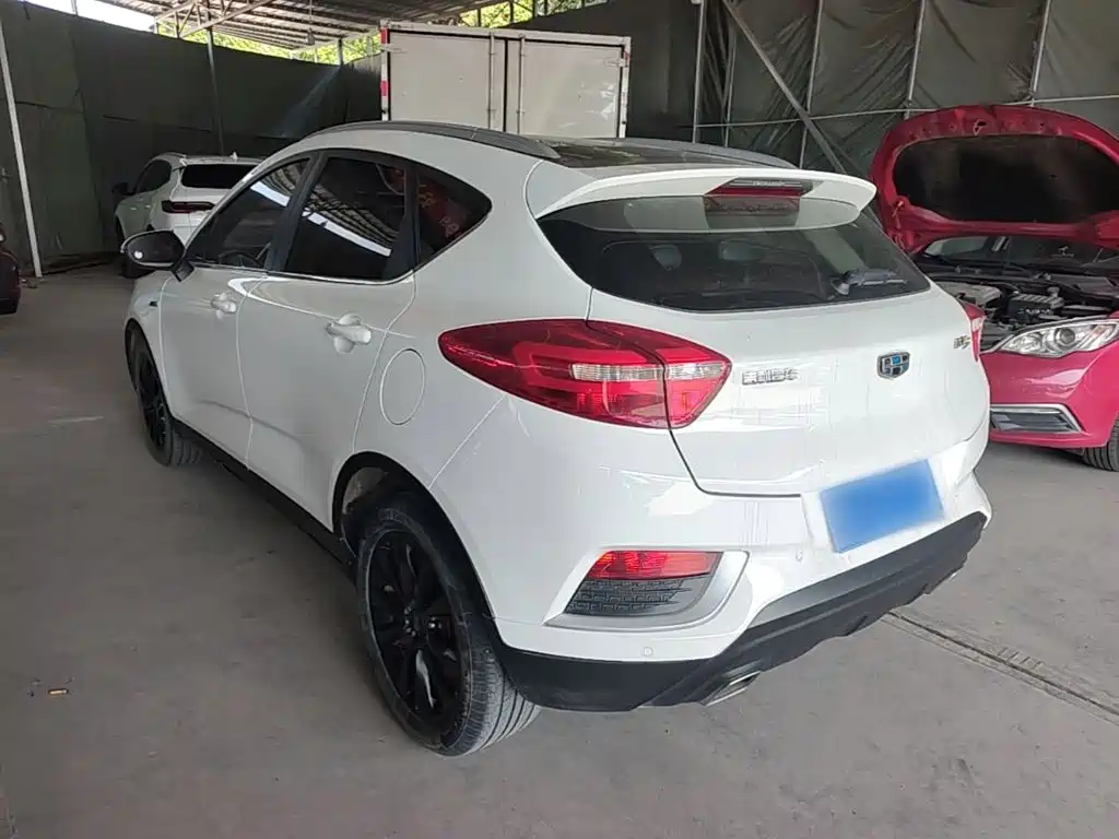 Emgrand GS 2016 Elegant Edition 1.3T Automatic Style купить на сайте DeffCars