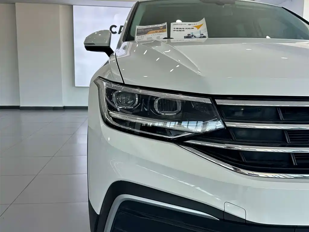 Tiguan L 2022 330TSI automatic two-wheel drive comfort version купить на сайте DeffCars