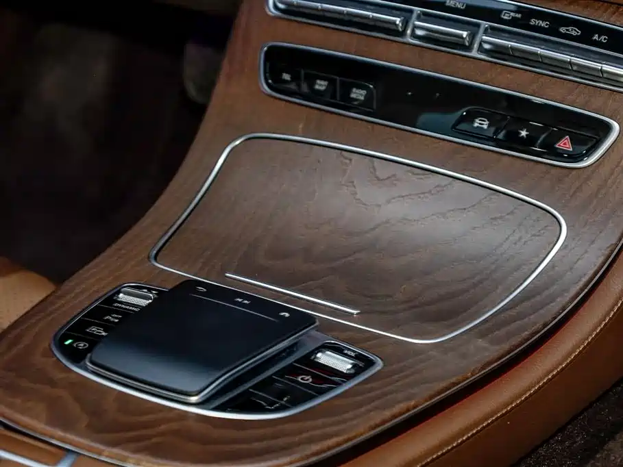 Mercedes-Benz E-Class 2021 facelift E 260 L купить на сайте DeffCars