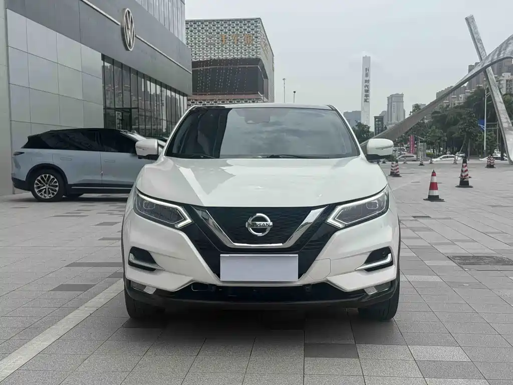 Qashqai 2021 2.0L CVT Deluxe Edition купить на сайте DeffCars