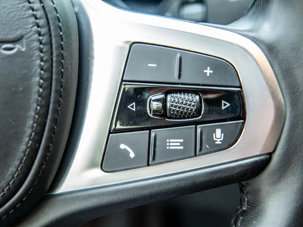 BMW 3 Series 2020 325Li M Sports Package купить на сайте DeffCars