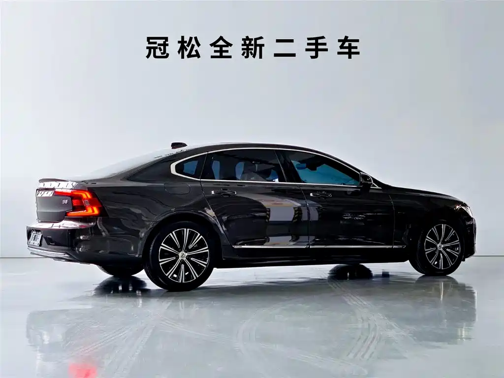 Volvo S90 2021 B5 Zhiyuan Luxury Edition купить на сайте DeffCars