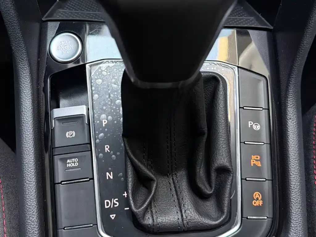 Tiguan L 2022 330TSI automatic two-wheel drive R-Line flagship version купить на сайте DeffCars