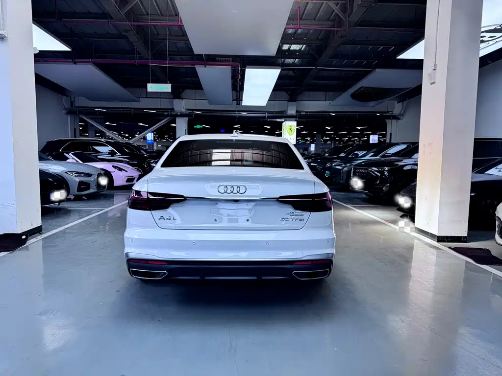 Audi A4L 2024 40 TFSI Fashionable and Dynamic купить на сайте DeffCars