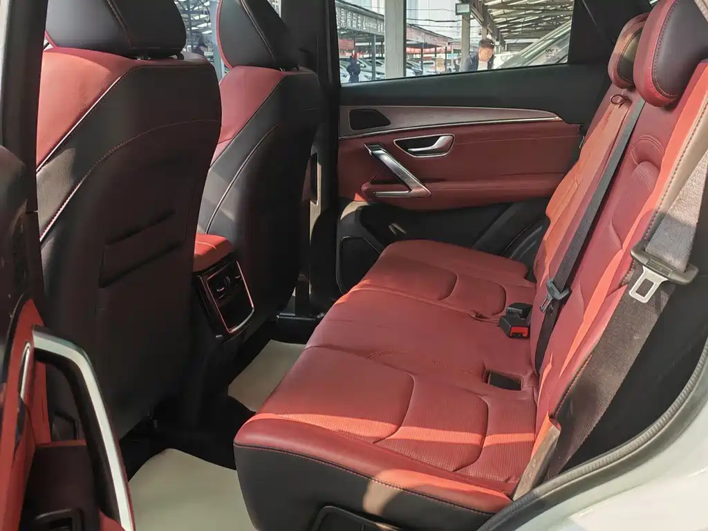 Jietu X70 PLUS 2021 1.5T DCT Mountain PRO 7 seats купить на сайте DeffCars
