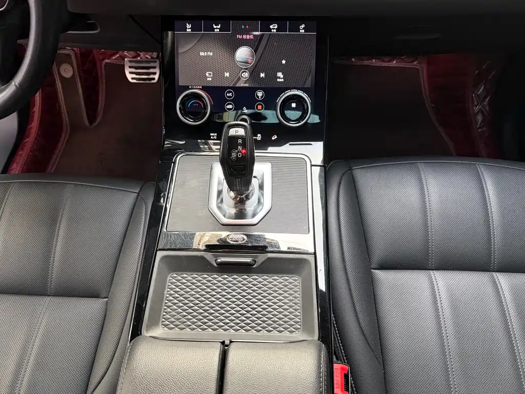 Range Rover Evoque 2020 249PS R-DYNAMIC SE Sports Technology Edition купить на сайте DeffCars