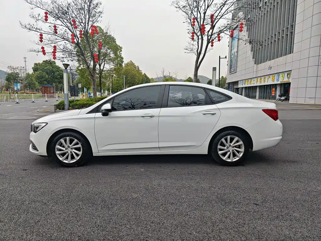 Weilan 2019 Sedan 15S Automatic Enterprising купить на сайте DeffCars