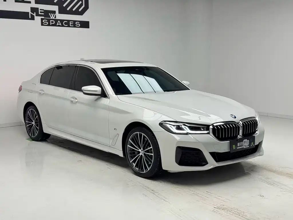 BMW 5 Series 2022 facelift 530Li leading M sports package купить на сайте DeffCars