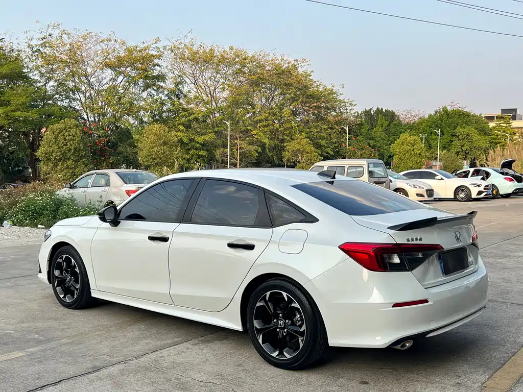Civic 2022 240TURBO CVT combustion version купить на сайте DeffCars