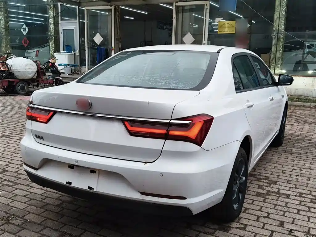 Qin 2019 1.5L automatic premium model купить на сайте DeffCars