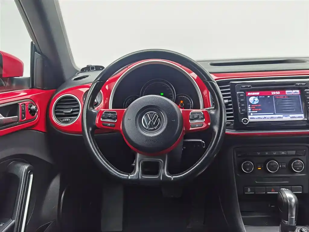 Beetle 2015 180TSI купить на сайте DeffCars