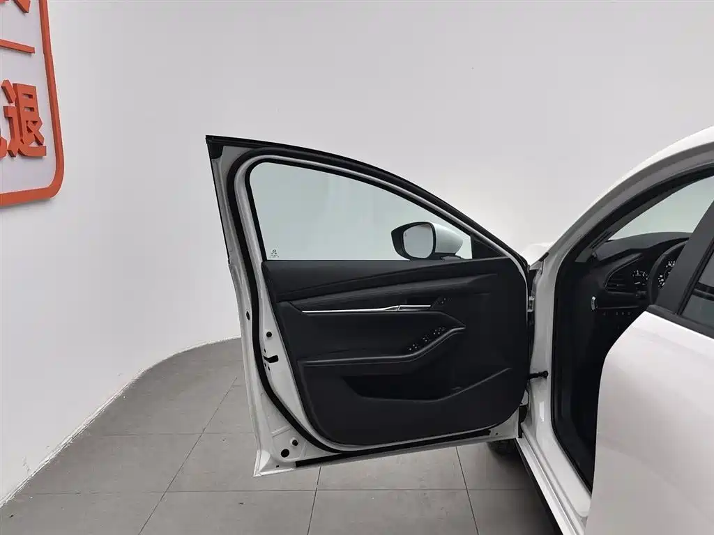 Mazda3 Angkesela 2022 2.0L automatic quality version купить на сайте DeffCars
