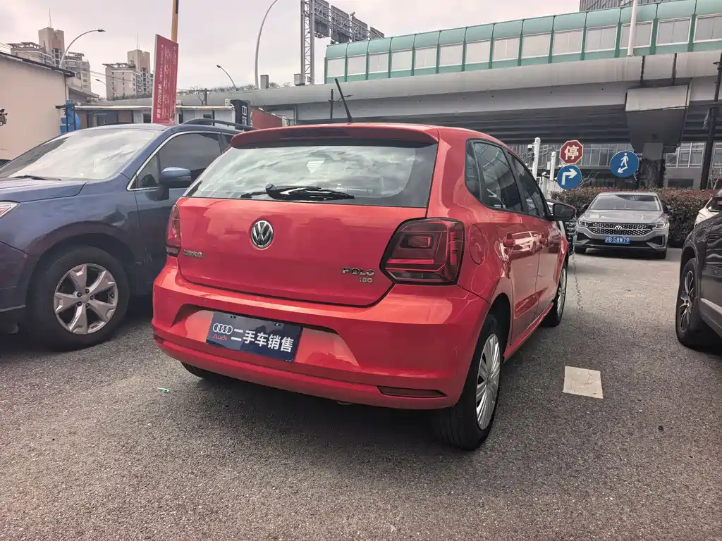 Polo 2016 1.6L automatic comfort model купить на сайте DeffCars