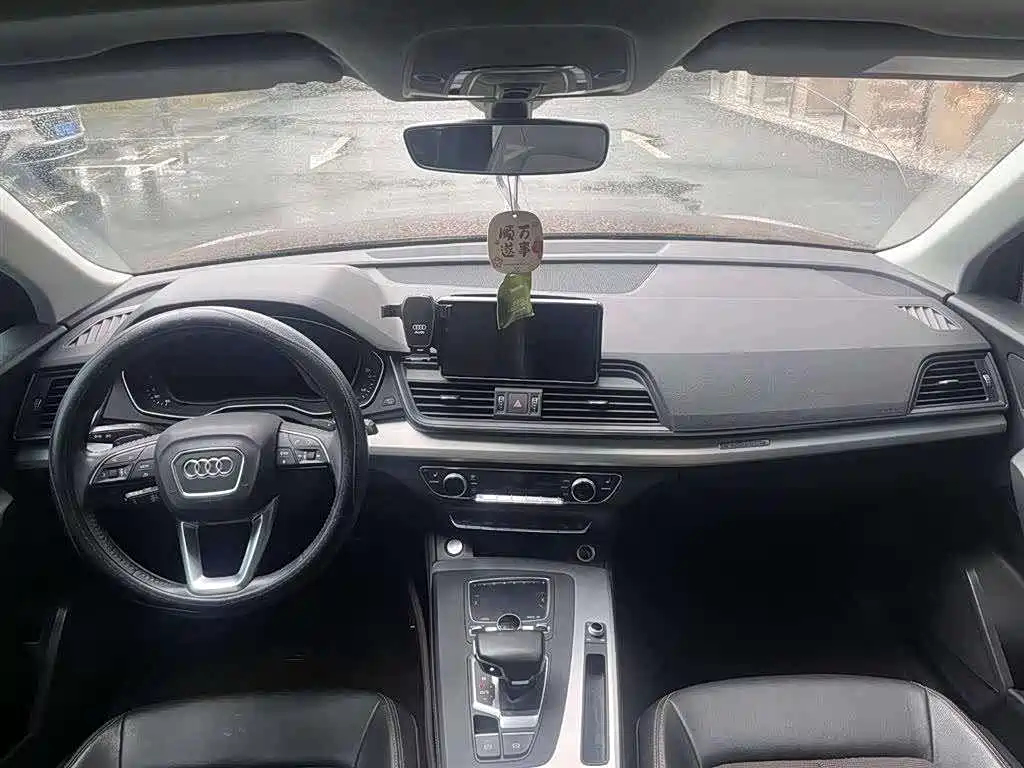 Audi Q5L 2018 40 TFSI Fashion Country V купить на сайте DeffCars
