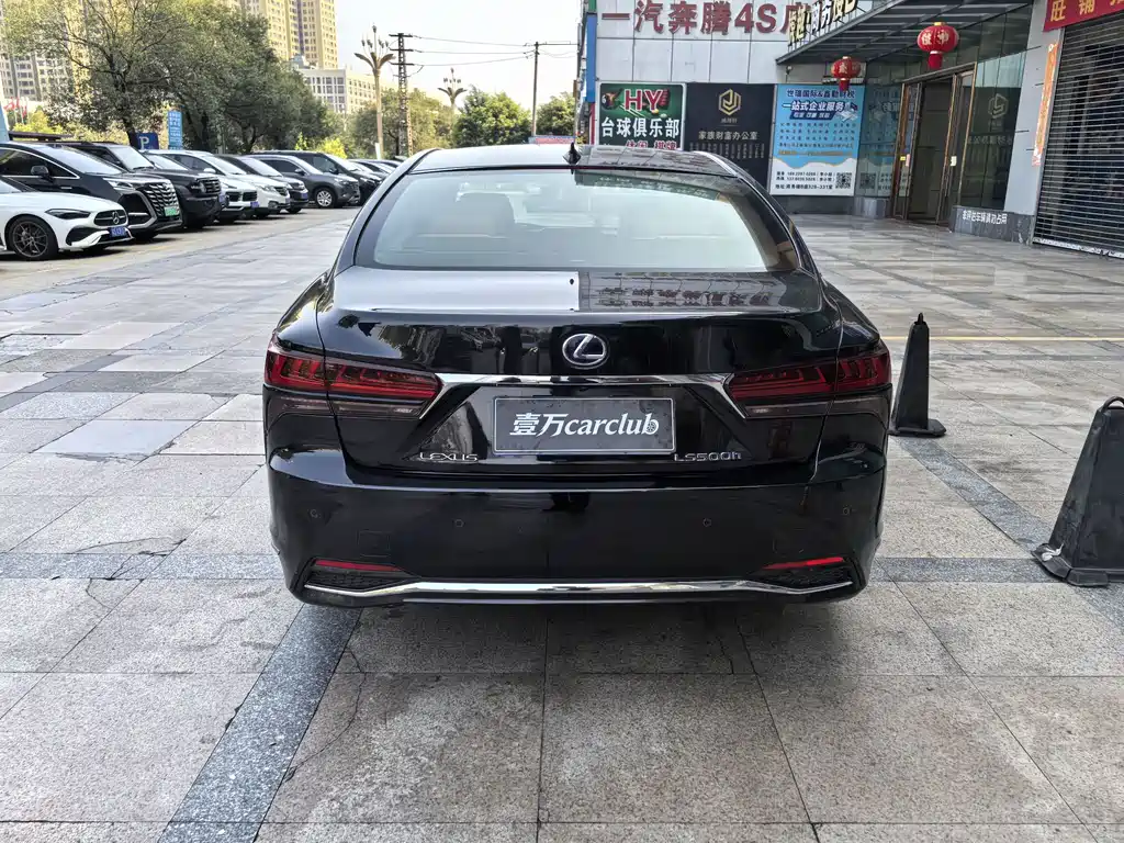 Lexus LS 2021 500h Deluxe Edition купить на сайте DeffCars