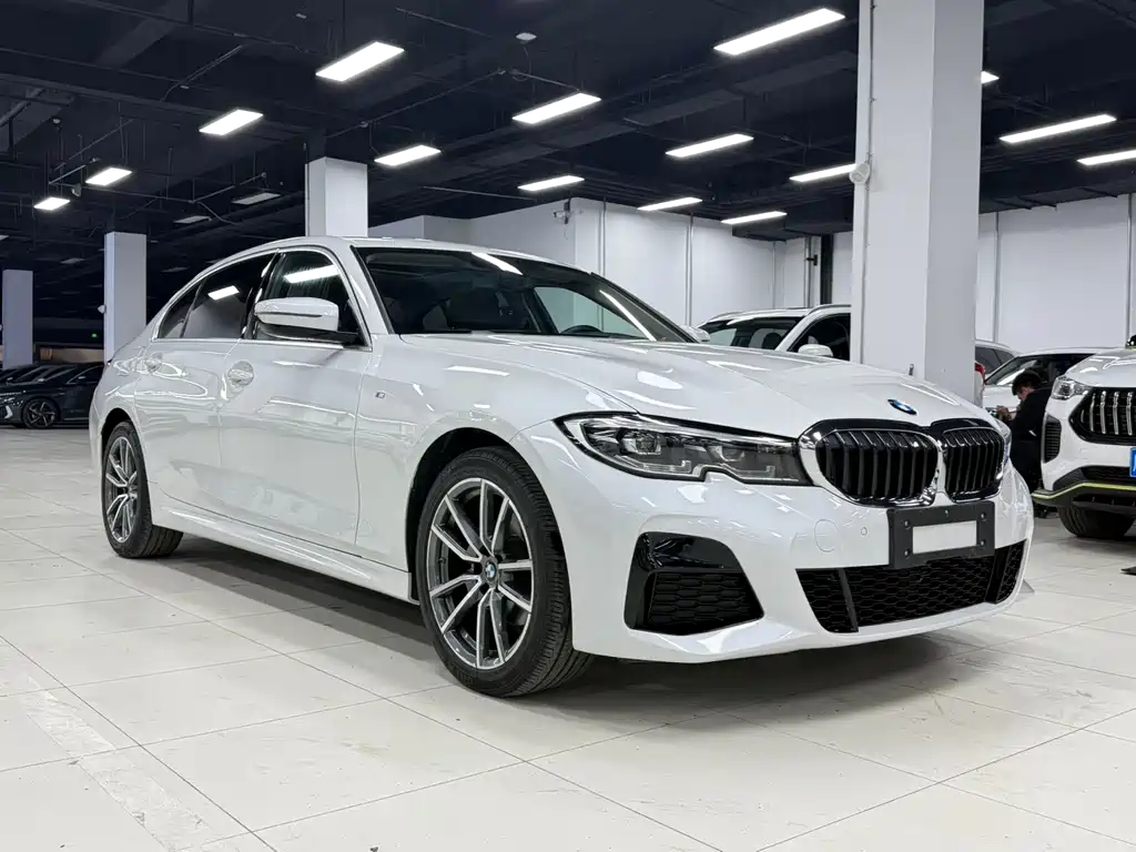 BMW 3 Series 2022 320Li M Sports Package купить на сайте DeffCars