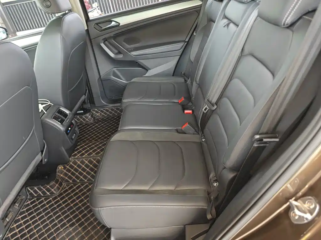 Tiguan L 2018 330TSI automatic two-wheel drive luxury version купить на сайте DeffCars
