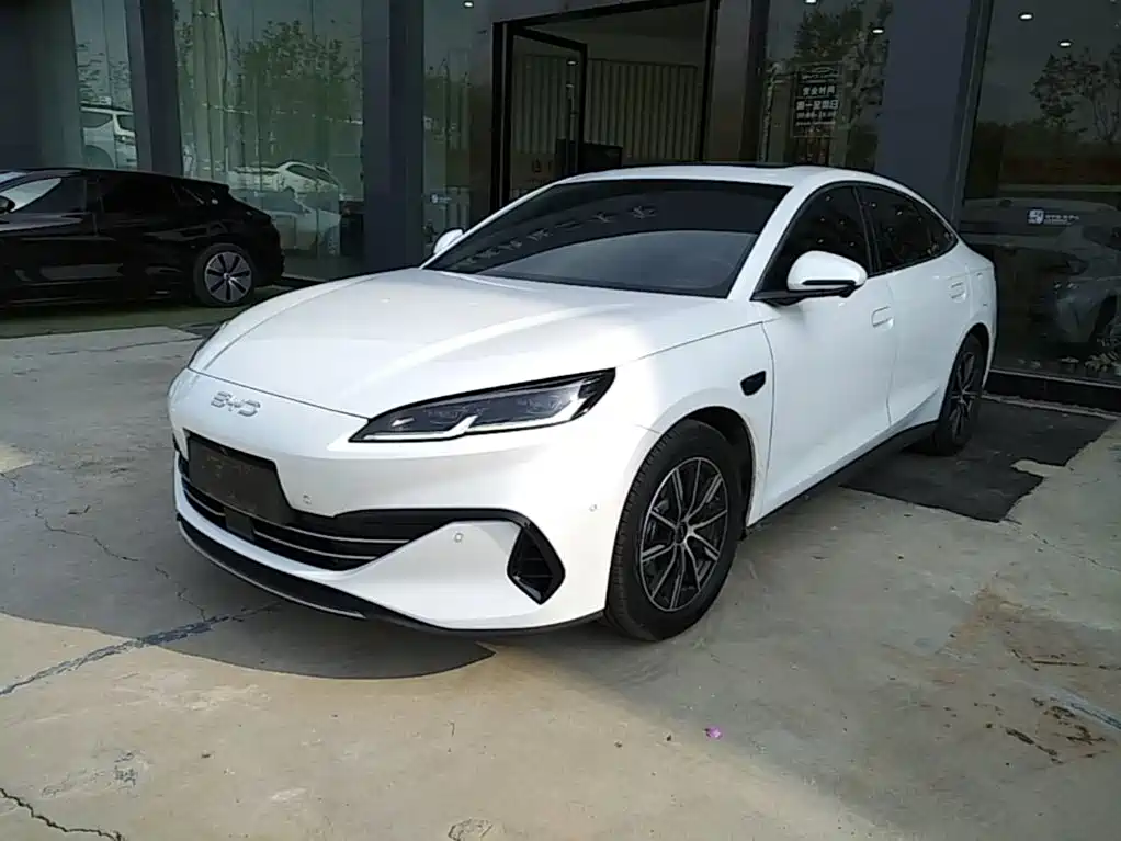 Seal 06 2025 DM-i Smart Driving Edition 120KM Exclusive Type купить на сайте DeffCars