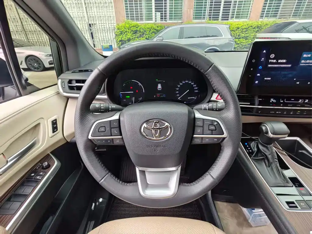 Grevia 2023 2.5L Hybrid Premium PLUS Edition купить на сайте DeffCars