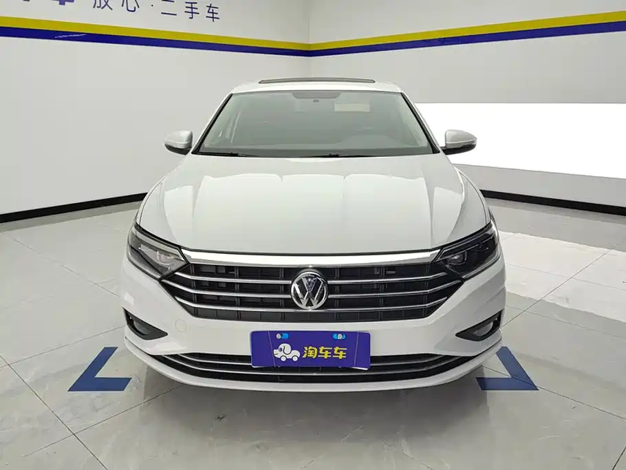 Sagitar 2020 200TSI DSG Comfort Country VI купить на сайте DeffCars